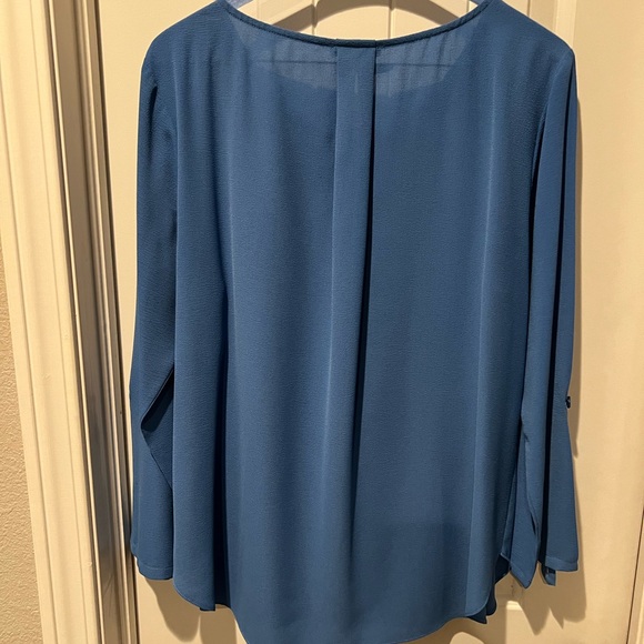 Sioni Blue Bell Sleeve Relaxed Blouse - Picture 2 of 5